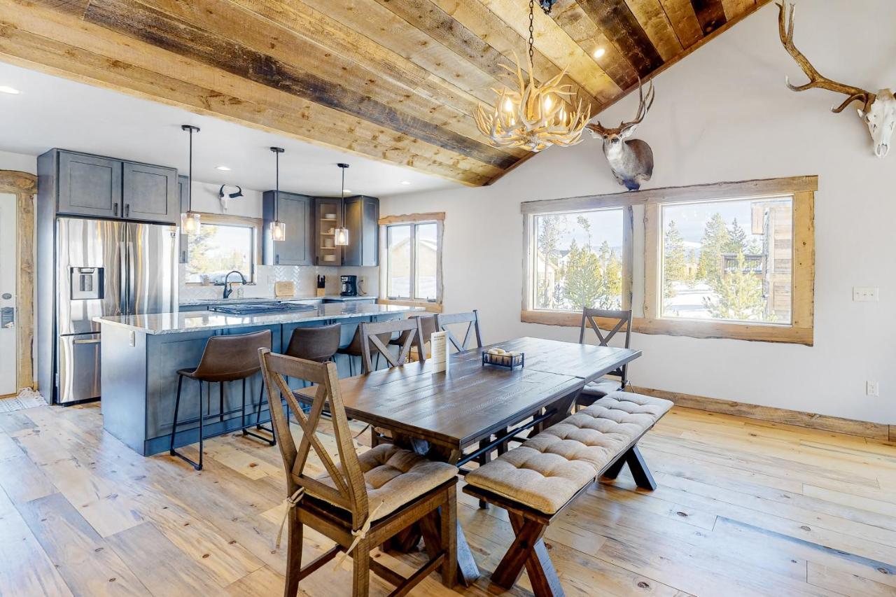 Cabin Getaway & Stonewood Lodge Grand Lake Ruang foto